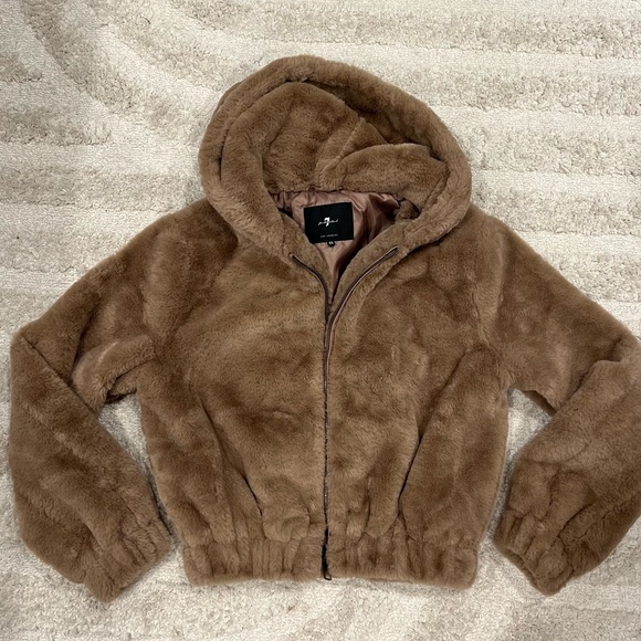 7 for all Mankind Grey Faux Fur Hooded Cropped Bomber Jacket - Picture 7 of 12